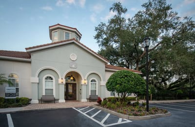 Exterior view of the Arietta facility in Sarasota, FL