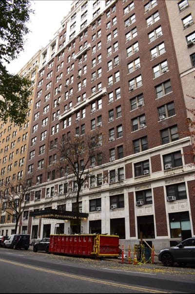Exterior view of Atria West 86 building