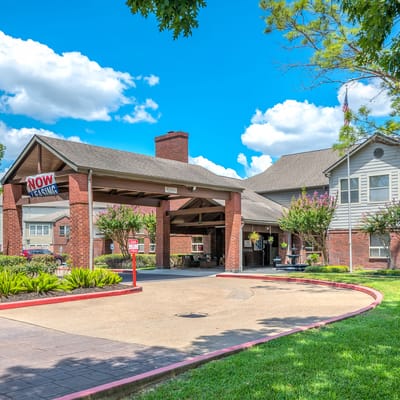 Exterior view of the Lone Star Living facility entrance