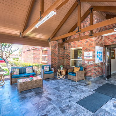Covered outdoor seating area at Lone Star Living