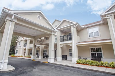 Exterior view of Brookdale Wekiwa Springs entrance