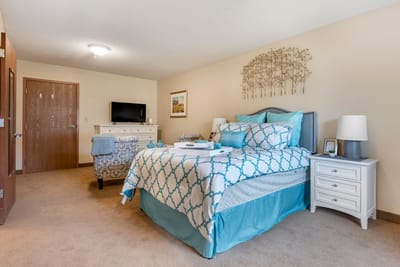 Cozy, well-decorated private resident room