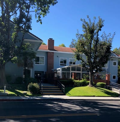 Exterior view of Crescent Oaks Memory Care building