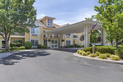 Exterior view of the Brookdale Boise Parkcenter entrance