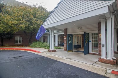 Front entrance of Charter Senior Living of Towson