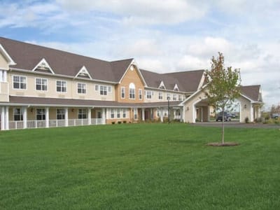Exterior view of Charter Senior Living of Washington