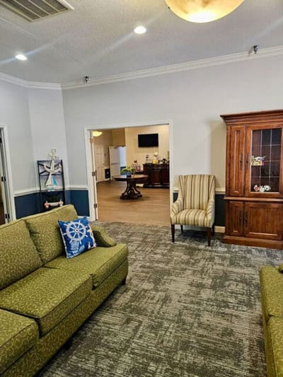 Common area with seating in a senior living facility