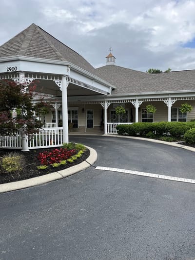 Front entrance of Charter Senior Living of Cleveland