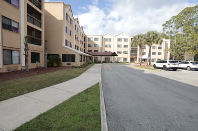 Exterior view of Brookdale Mandarin nursing home