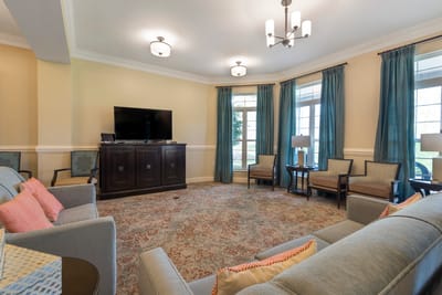 Bright and cozy common area with comfortable seating