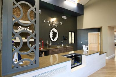 Interior view of the common area with a service counter