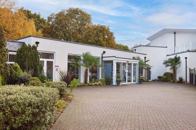 Exterior view of Oaklands House Care Centre