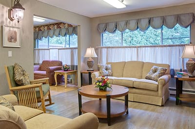 Welcoming common area with cozy seating