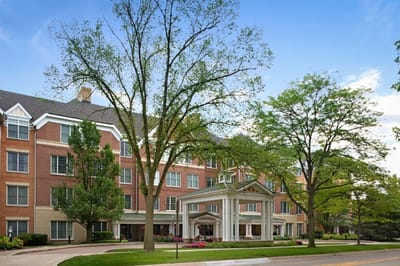 Exterior view of Sunrise of Highland Park facility
