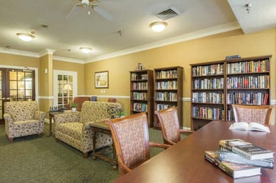 Interior view of the facility's common area with bookshelves