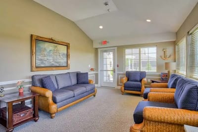 Cozy common area with comfortable seating