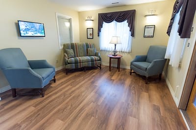 Cozy common area with comfortable seating