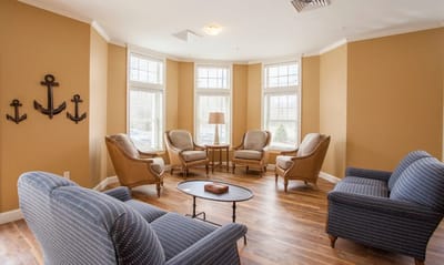 Inviting common area with comfortable seating