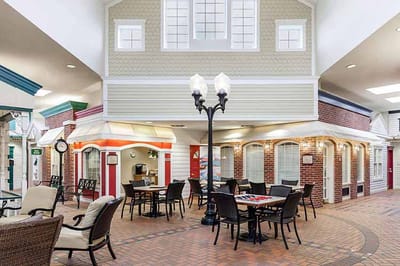 Common area with seating and colorful decor