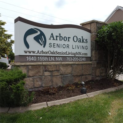 Signage of Arbor Oaks Senior Living facility