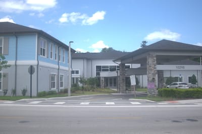 Exterior view of HearthStone at Nona Lakes entrance