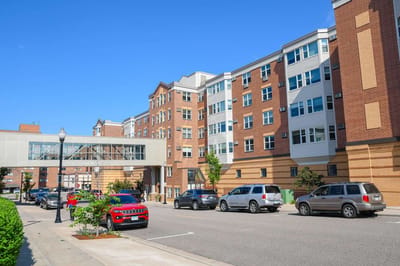 Exterior view of the Walker Methodist Plaza CityView building