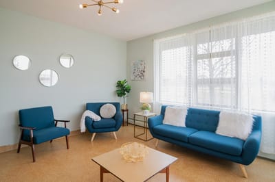 Comfortable common area with modern furniture.