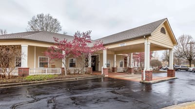 Exterior view of American House Bartlett with entrance