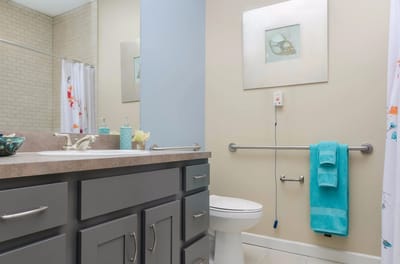 Bright, well-decorated bathroom with modern amenities