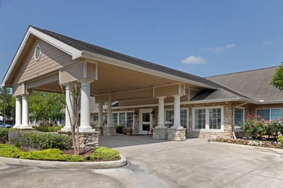Entrance of the Cinco Ranch Alzheimer’s Special Care Center
