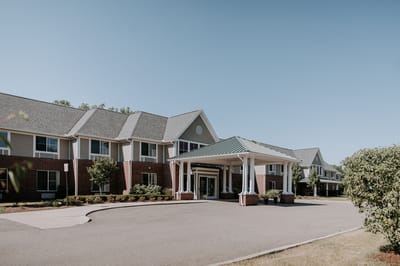 Exterior view of Belmar Oakland facility entrance
