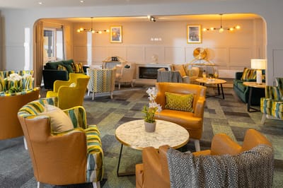 Bright and inviting common area with comfortable seating