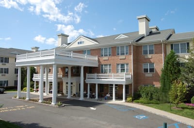Exterior view of Mira Vie at Green Knoll building