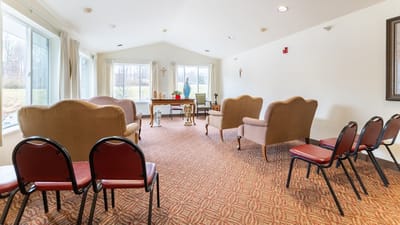 Common area with seating and decorative elements