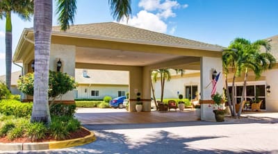 Entrance to The Lynmoore at Lawnwood with landscape