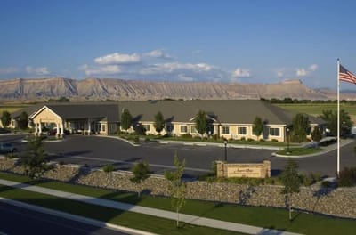 Exterior view of Aspen Ridge Alzheimer’s Special Care Center