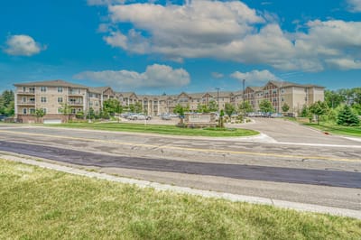 Exterior view of Gable Pines senior living facility