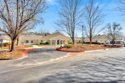 Exterior view of Peachtree Creek Memory Care building