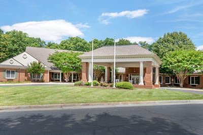 Exterior view of Brookdale at Home Midlothian facility