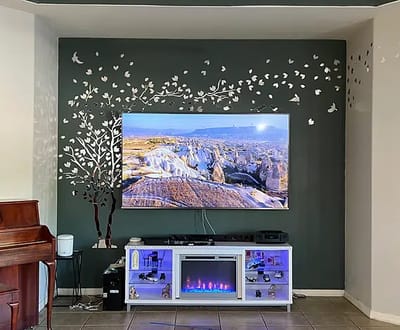 Interior decor with a TV and a decorative wall
