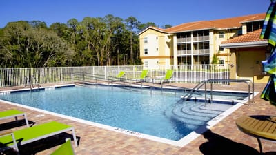 Image of the swimming pool area at the retirement community
