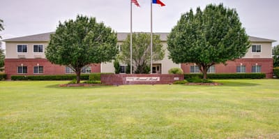 Exterior view of Court at Round Rock facility