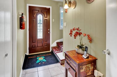 Welcoming interior entrance of Springtime Home I