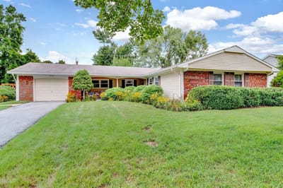 Exterior view of Springtime Home V with landscaping