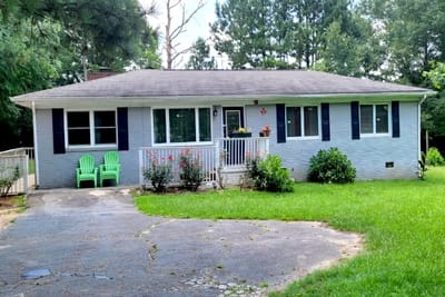 Cherokees Angel Personal Care Home, Nursing Home in Canton, GA — Single-story house with a front porch and garden