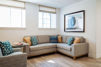 A cozy common area with comfortable seating