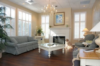 Bright and welcoming lounge area with soft seating