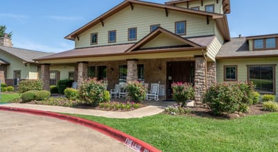 Exterior view of Hawkins Creek Assisted Living facility entrance