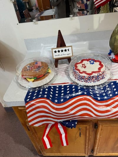 Decorative cakes on a table with patriotic theme
