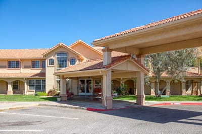 Exterior view of Vista Pointe at Sierra Vista building